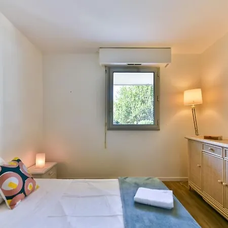 Bel En Bord De A Les Pins Lejlighed