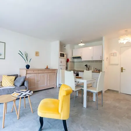 Bel En Bord De A Les Pins * Juan-les-Pins